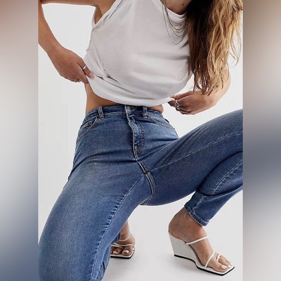 Free People High Rise Super Skinny Jean - Picture 1 of 9